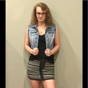 Distressed Black H&M Mini skirt